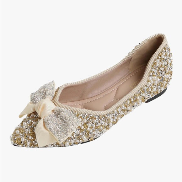 Elegant Gold Embellished Flats - Picture 1 of 6